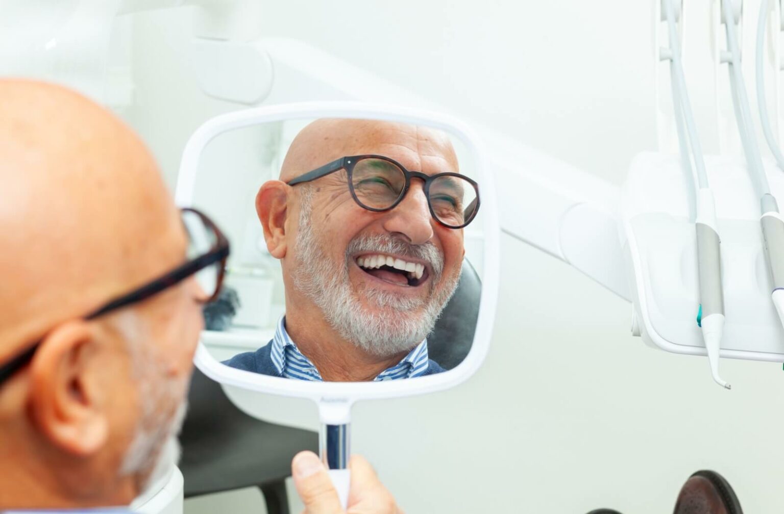 8-Signs-You-Need-Dental-Implants-Hero-1