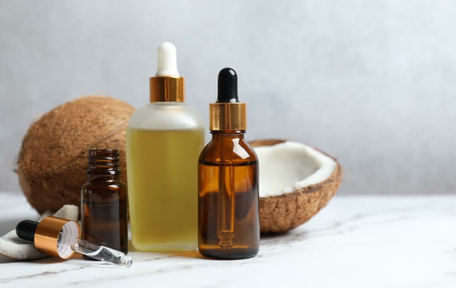 does-coconut-oil-whiten-your-teeth-hero-1-1536×972